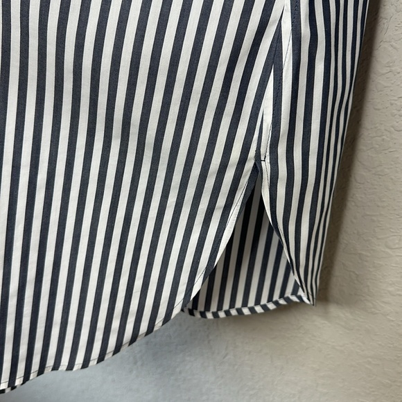 Foxcroft NYC Heritage Non Iron Grey and White Striped Button Down Shirt Size 12 - Picture 6 of 10